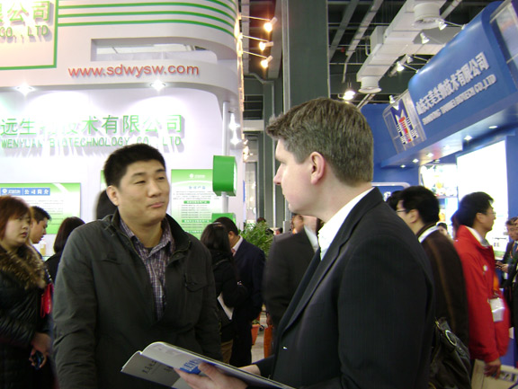 本溪黑馬化工實(shí)(shí)業(yè)(yè)有限公司成功參加2013年FCI展會(huì)